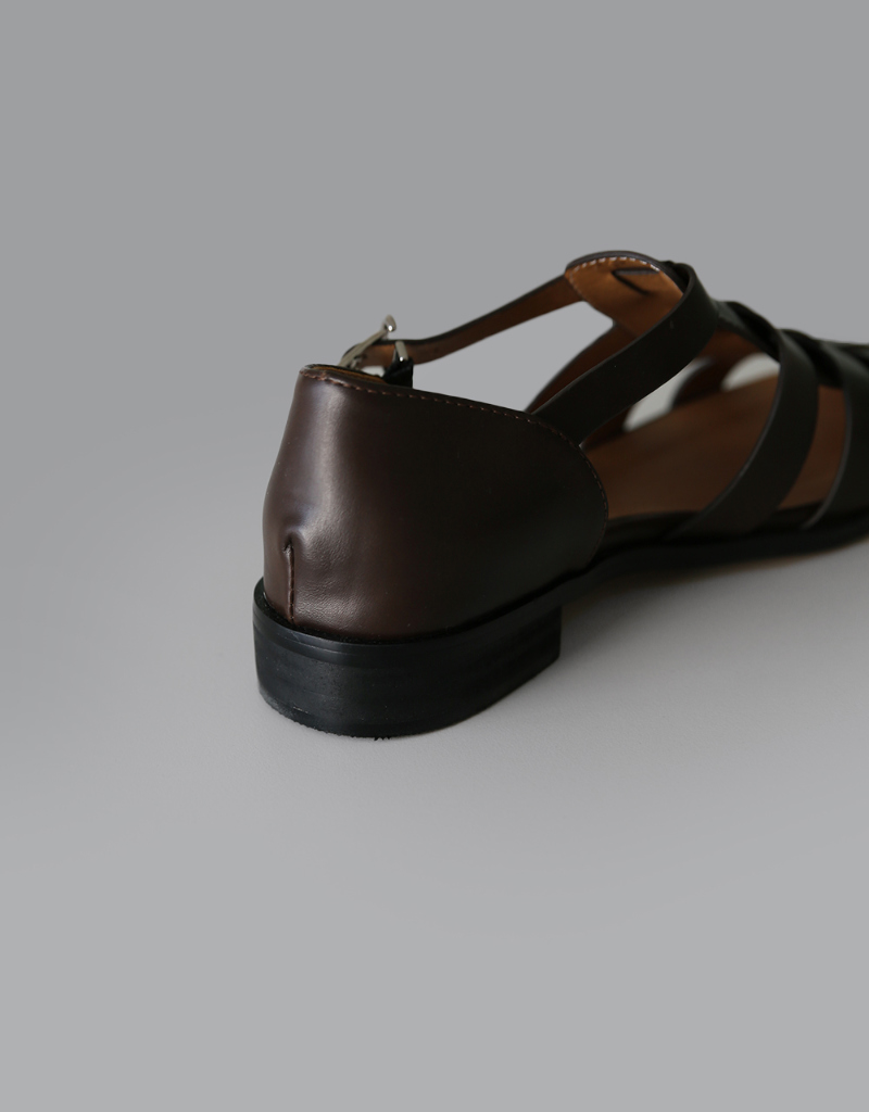 신발 모델 착용 이미지-S2L39